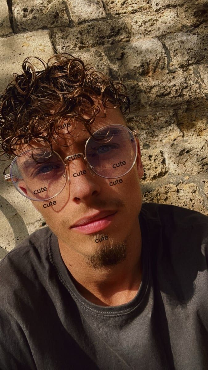 Profil de Roman